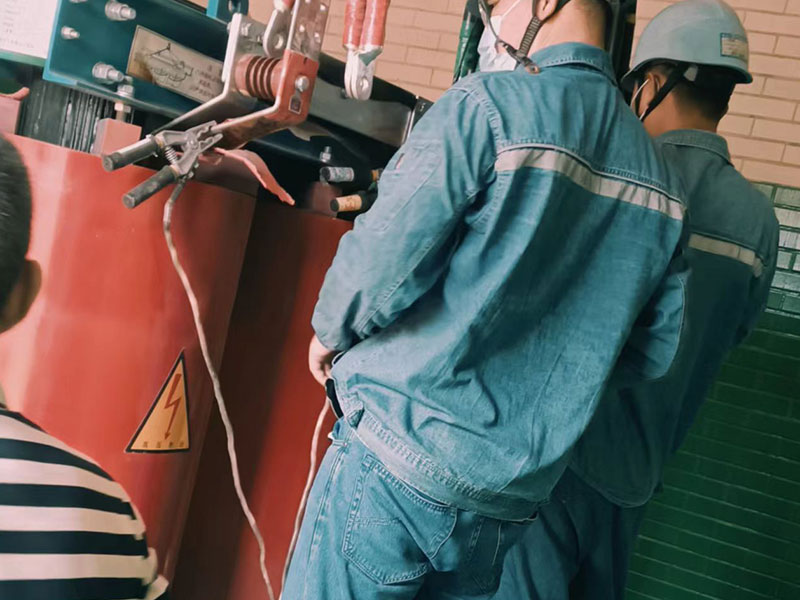 变压器维修